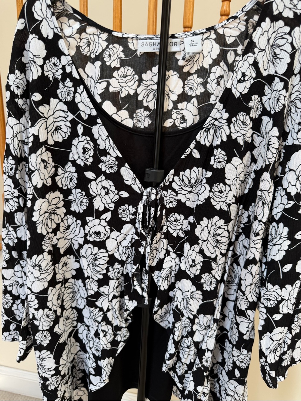 Sag Harbor Black and White Floral Two-Piece Skirt Set - Picture 7 of 11
